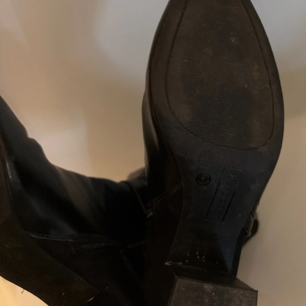 Liz Claiborne Black Knee High Mixed-Materials Boots with Buckle Size 8.5‎